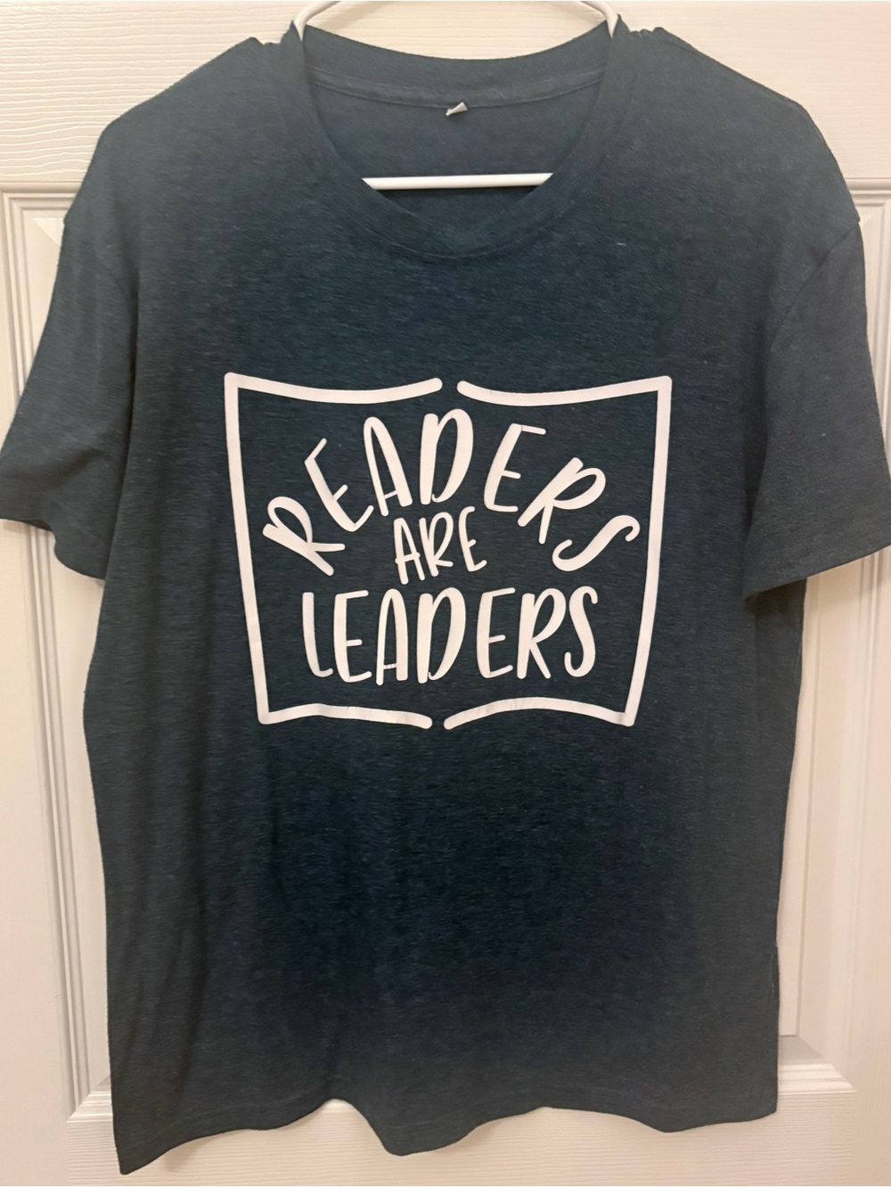 Readers Are Leaders Graphic Tee - Deep Green with White Print